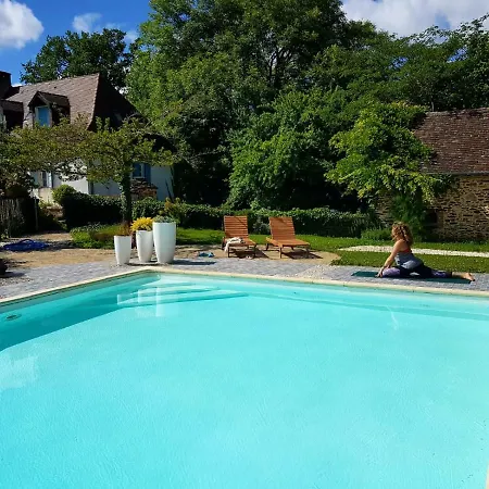 Bed & Breakfast Domaine Du Mas Coutant Sarlande